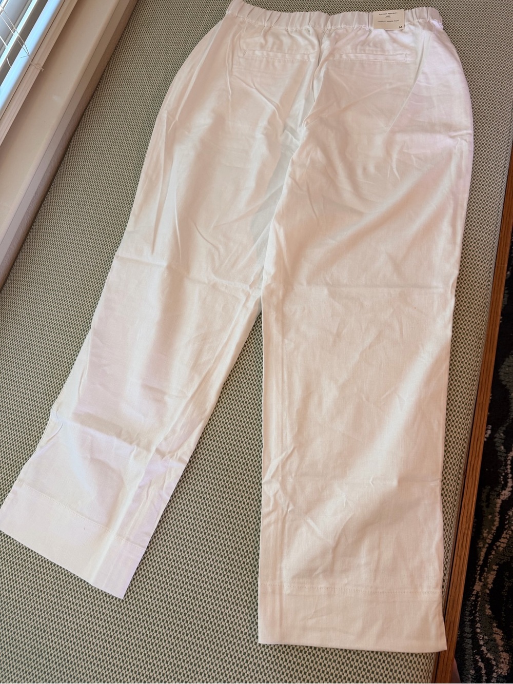 Banana Republic White tapered linen-blend pull on ankle pant Size M #166 - Picture 8 of 14